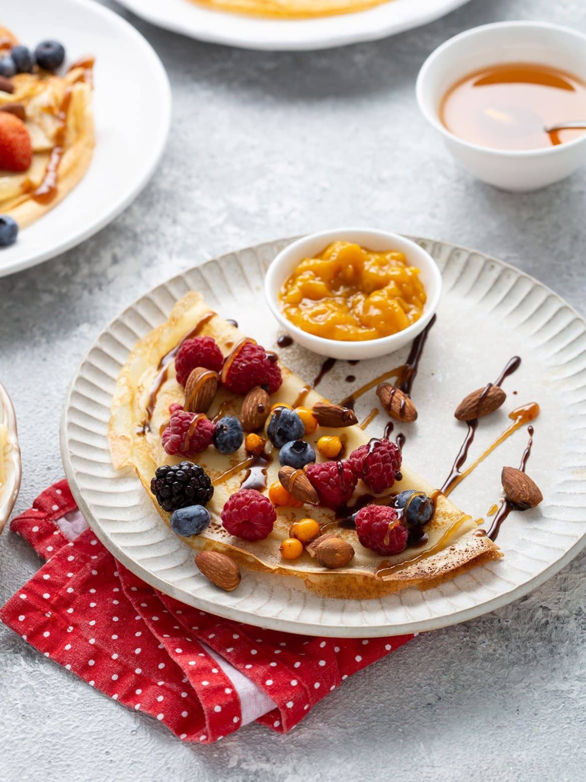 Crepes with Fruits - Rabbitmeal