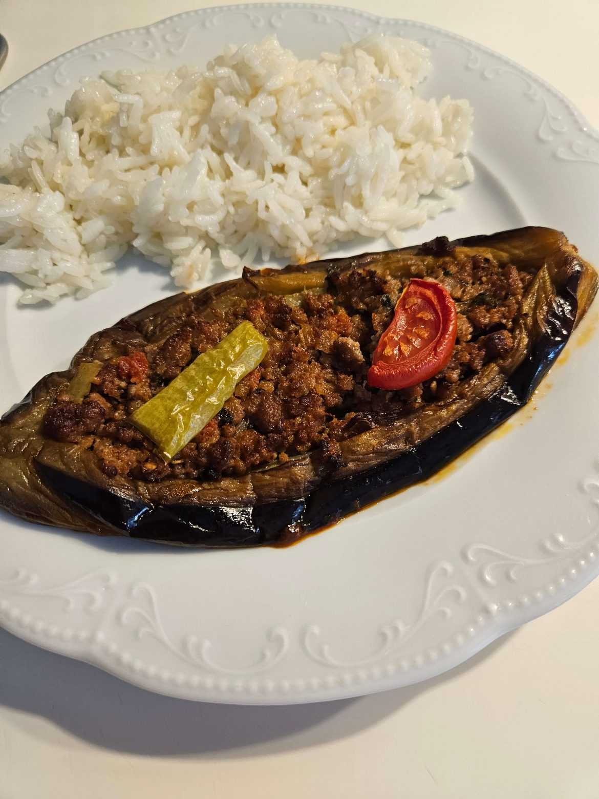 Karniyarik - Turkish Stuffed Eggplant Recipe - Rabbitmeal