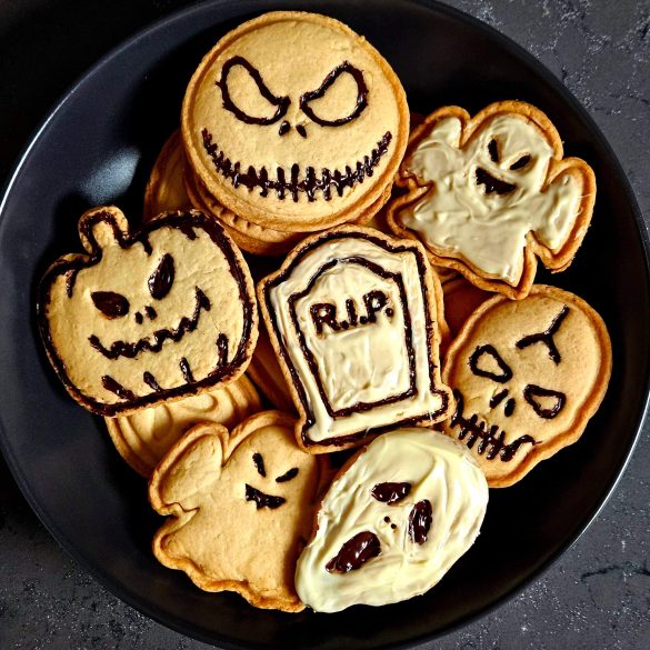 Halloween Cookies Recipe - Rabbitmeal