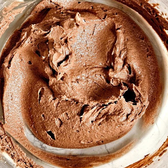 Chocolate Buttercream Frosting Recipe - Rabbitmeal