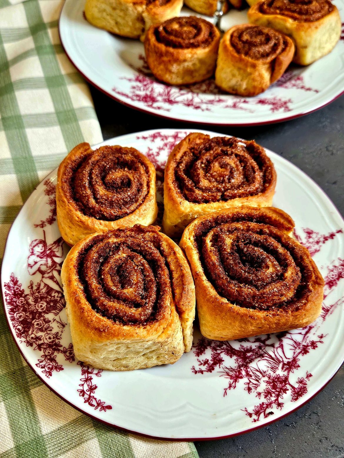 Cinnamon Rolls Recipe - Rabbitmeal