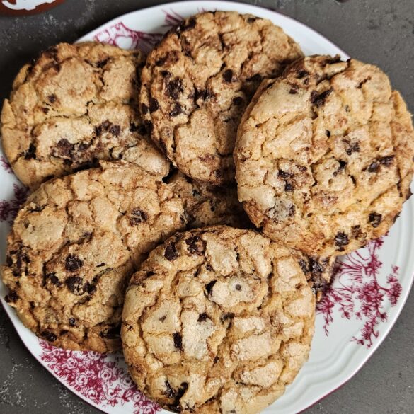 Viral Brown Butter Chocolate Chip Cookies Recipe - Rabbitmeal