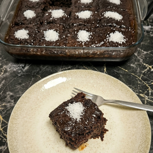 Hot Chocolate Cake Recipe - Rabbitmeal