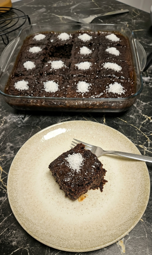 Hot Chocolate Cake Recipe - Rabbitmeal